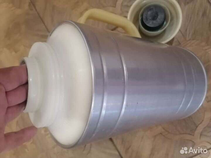 Термос для питьевой холодной воды