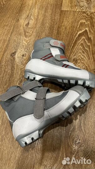 Лыжные ботинки Декатлон размер 34-35