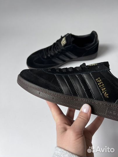 Adidas spezial