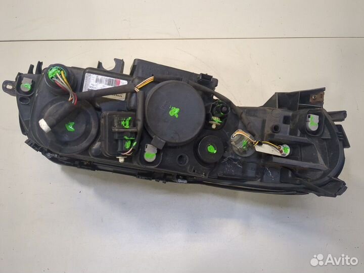 Фара (передняя) Volvo V70, 2006