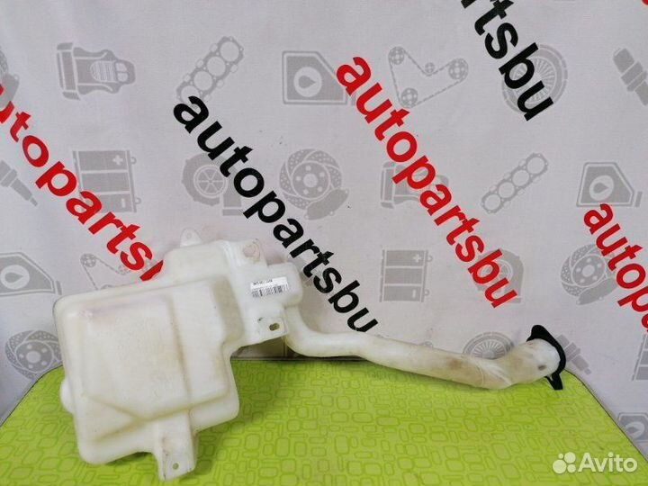 Бачок омывателя Ford Explorer 5 2011-2017