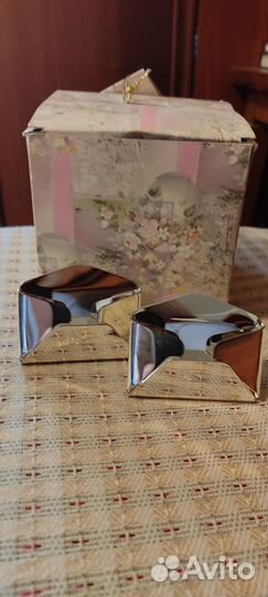 Подставки для визиток при сервировке стола