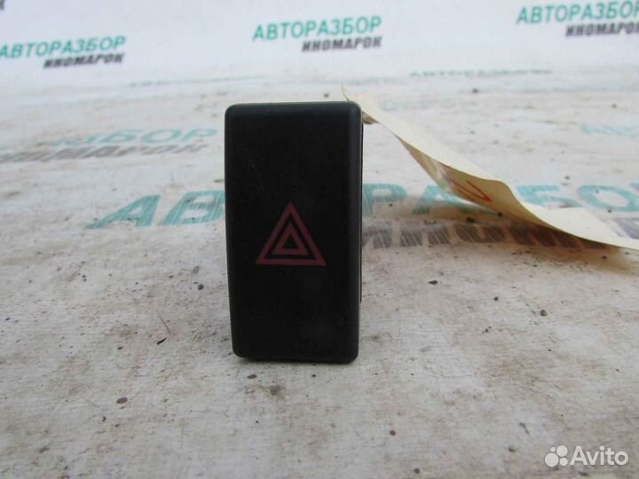 Кнопка аварийной сигнализации для ваз LADA Granta