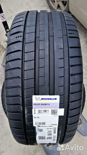 Michelin Pilot Sport 5 275/45 R20 110Y