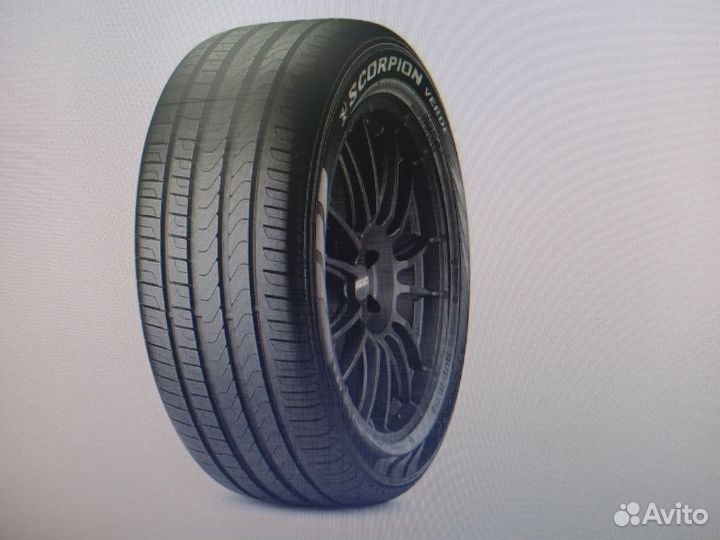 Pirelli Scorpion Verde 215/60 R17 96H