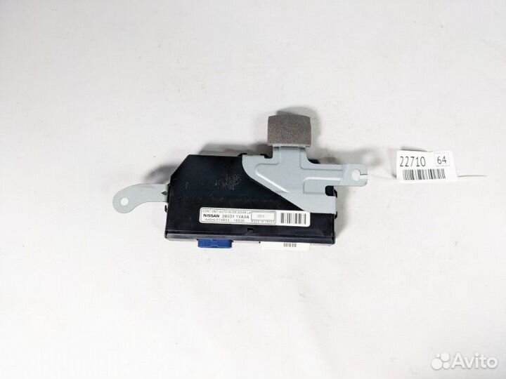 Блок управления дверьми задний левый Nissan Serena