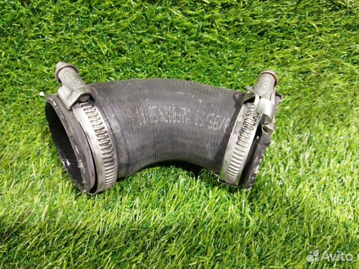 Патрубок интеркулера Volkswagen Tiguan