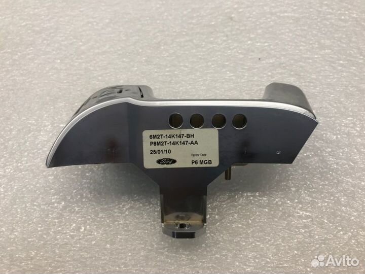 Кнопки на руль Ford Mondeo седан 2.3 2010