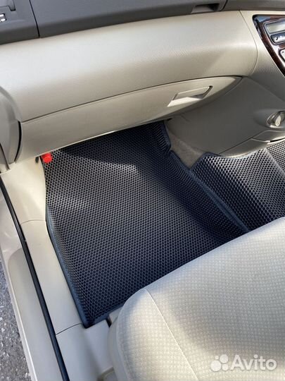 Коврики в машину ева в подарок подпятник + 2 лого