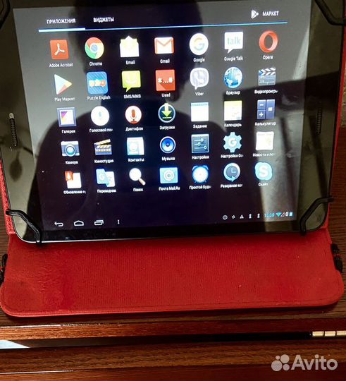 Планшет фирмы Pocket book