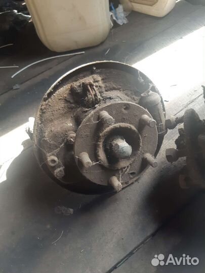 Бортовые редуктора луаз. Задний редуктор
