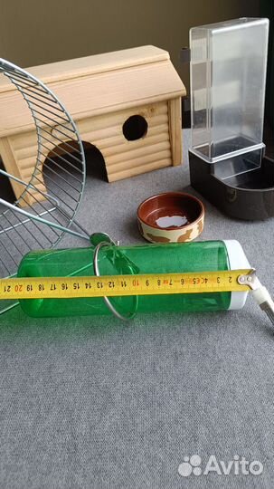 Поильник, кормушка, домик и колесо для грызуна