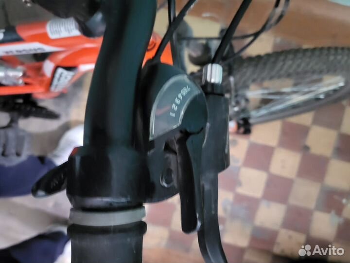 Продам велосипед горный stinger