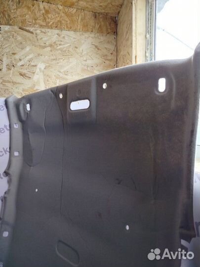 Обшивка потолка Renault Duster H4MD430 2016