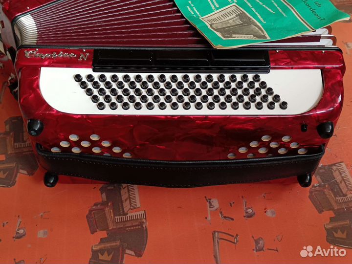 Аккордеон weltmeister caprice N считай новый