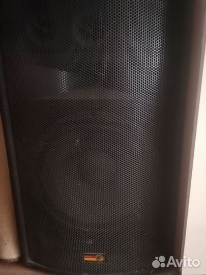 Эстрадные колонки уселитель и микшер