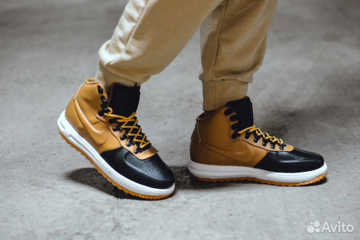 Кроссовки nike