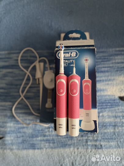 Зубная щётка Oral-B D100 2 шт