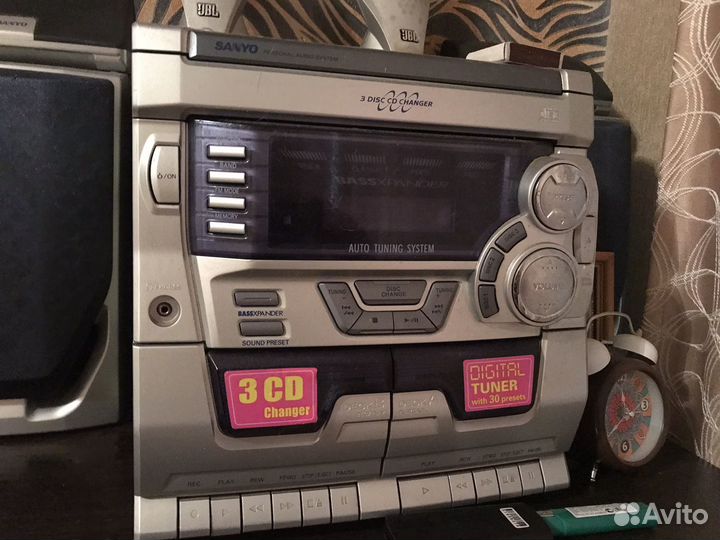Музыкальный центр Sanyo