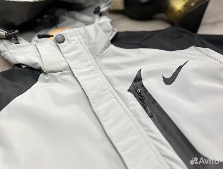 Nike куртка ветровка