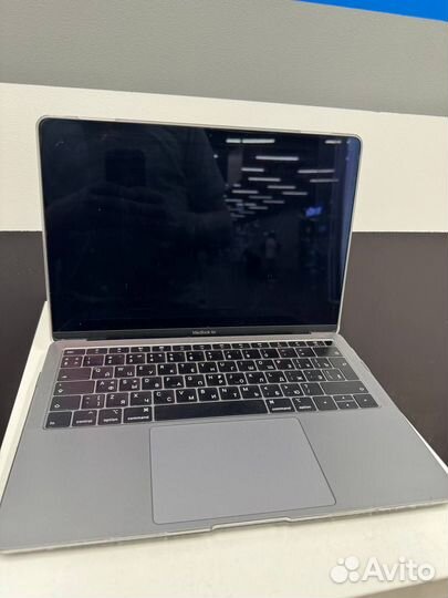 Apple Macbook air 13 2019 i5 8/128gb серый