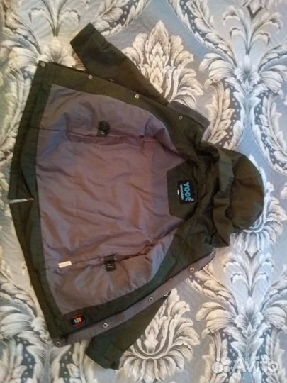 Осенняя куртка на мальчика 122