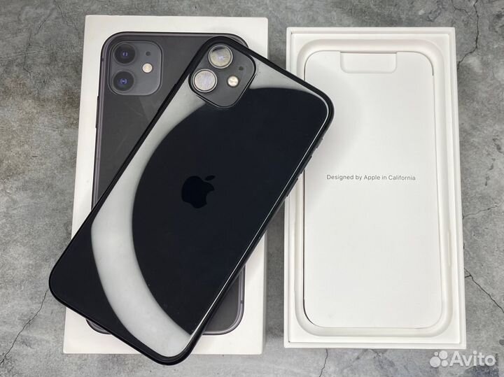 iPhone 11, 64 ГБ