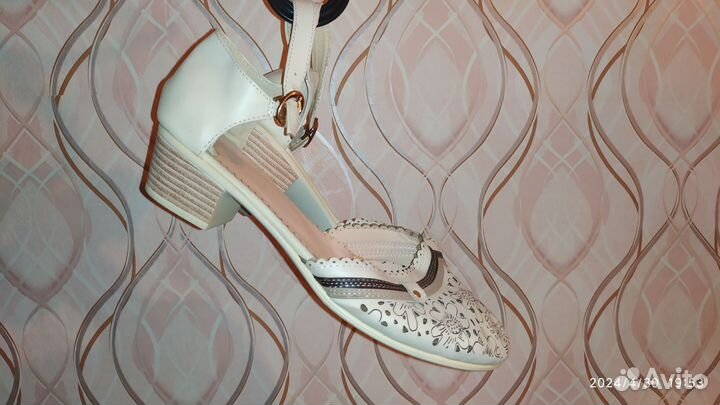 Босоножки женские. Кожа 41 размер