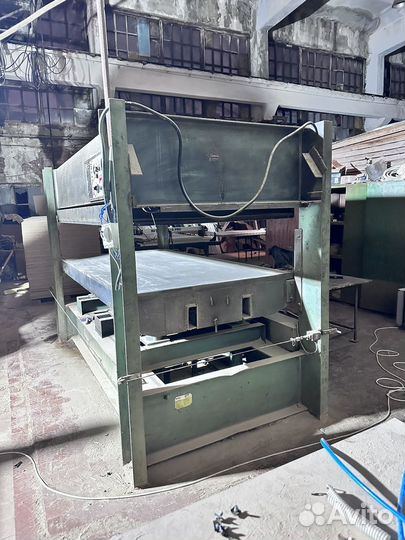 Пресс гидравлический горячий