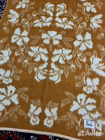 Одеяло шерстяное