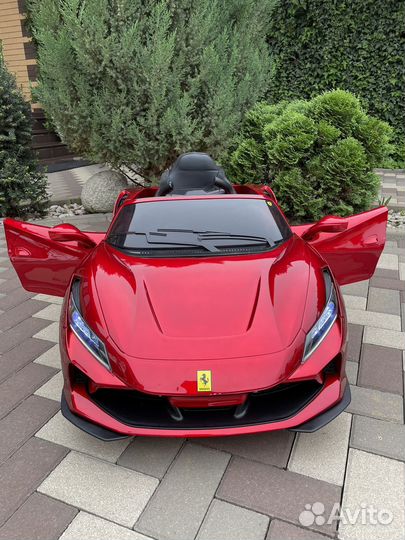 Электромобиль детский Ferrari