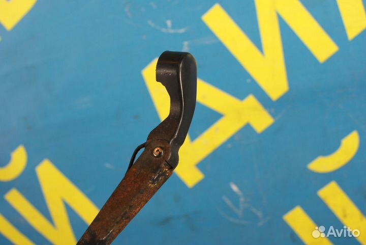 Поводок заднего дворника Subaru Legacy B11