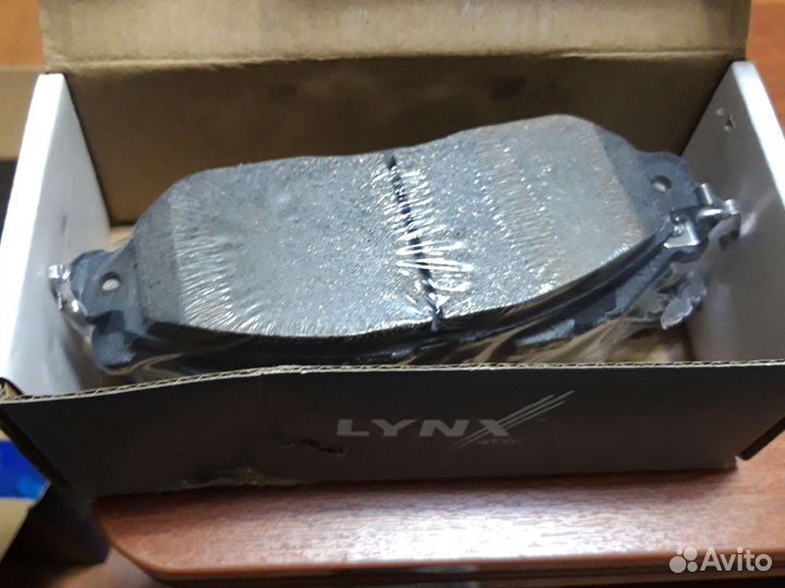 Колодки тормозные передние nissan murano III