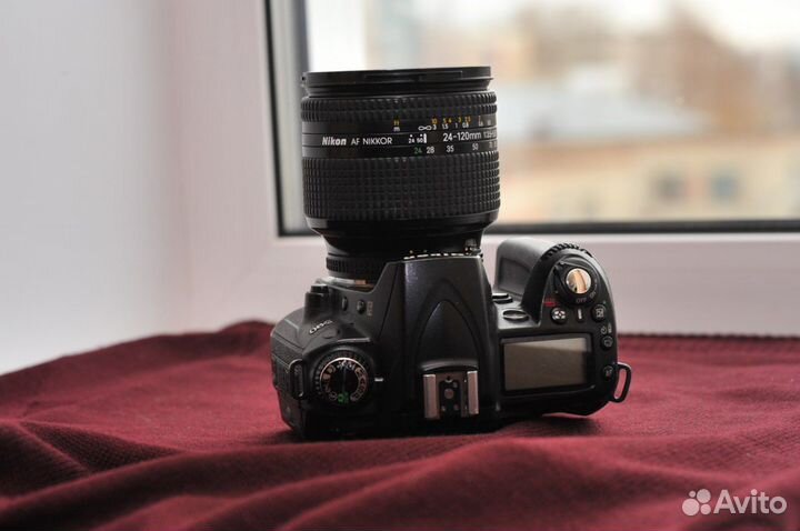 Зеркальный фотоаппарат nikon