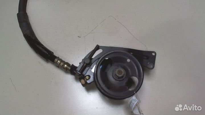 Гур Nissan Almera N15, 1998