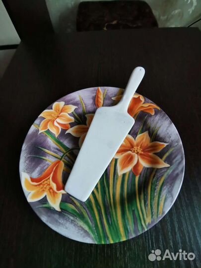 Блюдо для торта с лопатткой