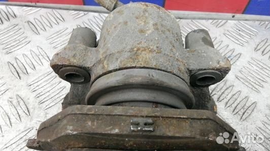 Суппорт тормозной передний левый skoda octavia A5