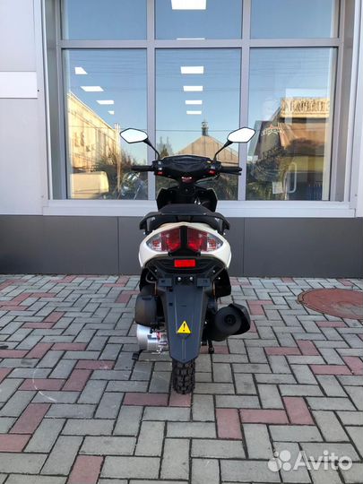 Скутер VMC Vento corsa RS 50 150 2023 белый