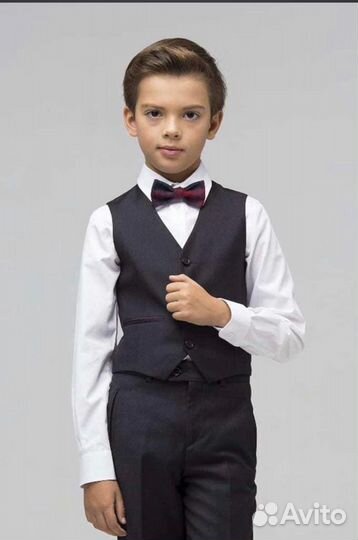 Жилет 122,брюки 152 на мальчика silver spoon