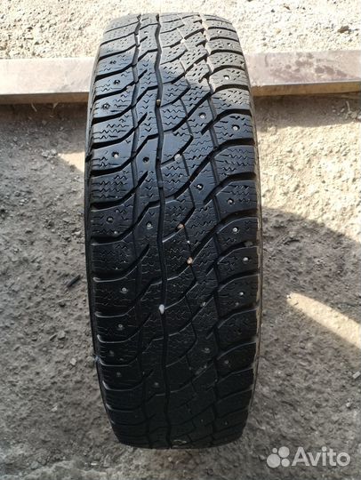 Viatti Bosco Nordico V-523 205/75 R15 97T