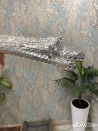 Ручки для тумбы