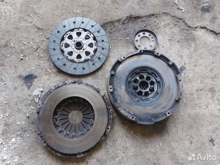 Сцепление и маховик Kia Sorento 2 XM