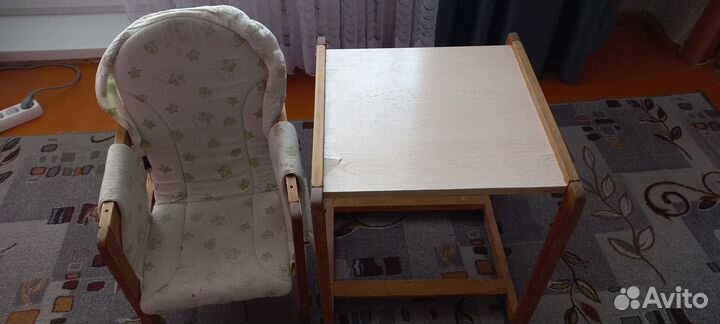 Столик для кормления
