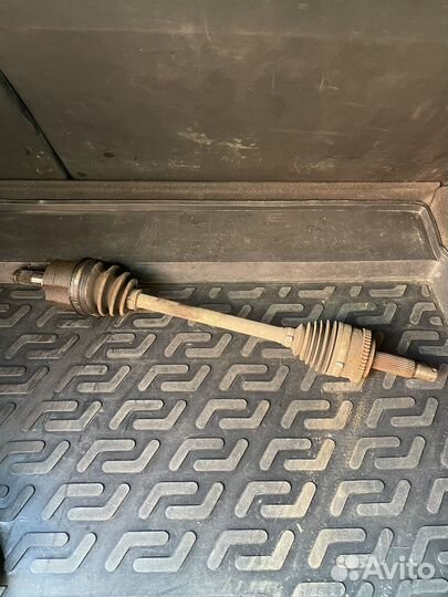 Привод левый 495012L010 hyundai i30 kia ceed fd