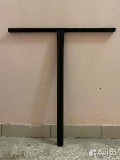 Руль теобразной на трюковой самокат