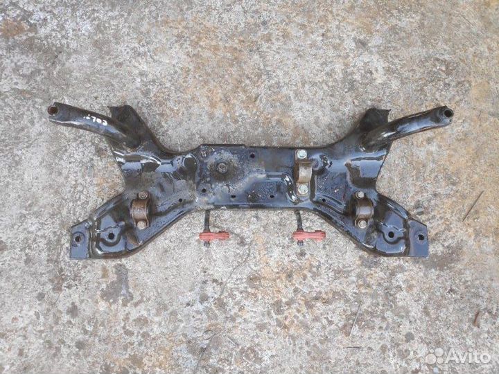 Подрамник передний Mitsubishi Colt Z32A 3A91