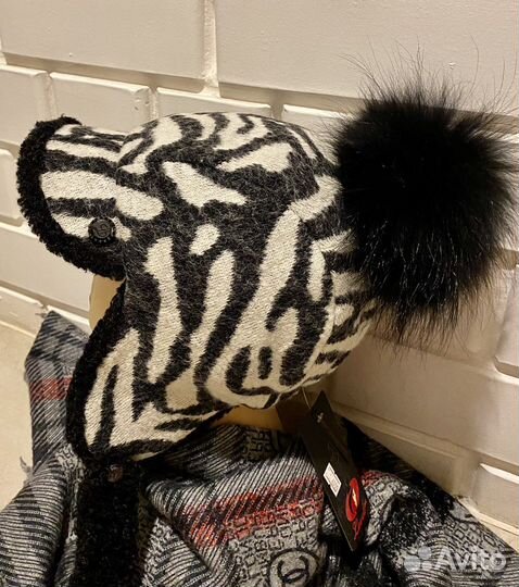 Шляпа, кепи женские