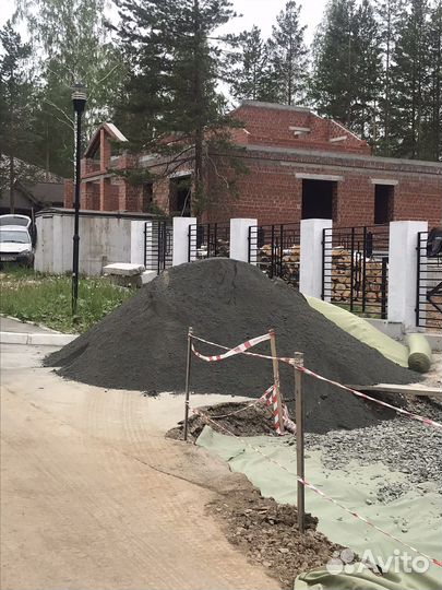 Отсев Щебень эксковатор погрузчик JCB Ямобур