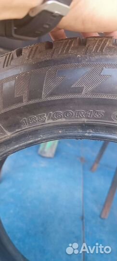 Bridgestone Blizzak Spike-01 185/60 R15
