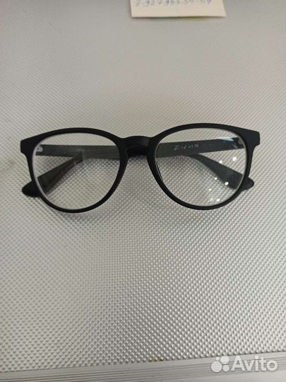 Солнцезащитные и оптические очки